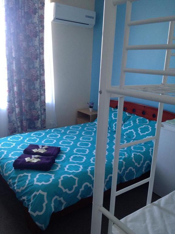 Port Adelaide Backpackers Hostel Kültér fotó