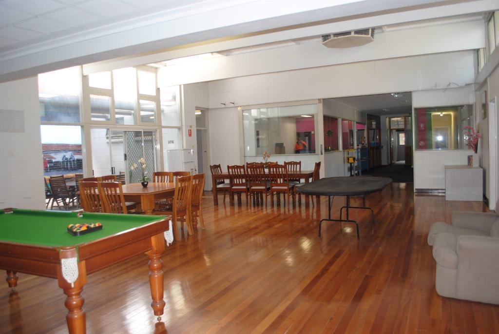 Port Adelaide Backpackers Hostel Kültér fotó