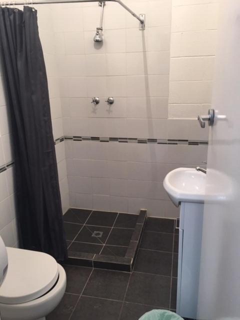 Port Adelaide Backpackers Hostel Kültér fotó
